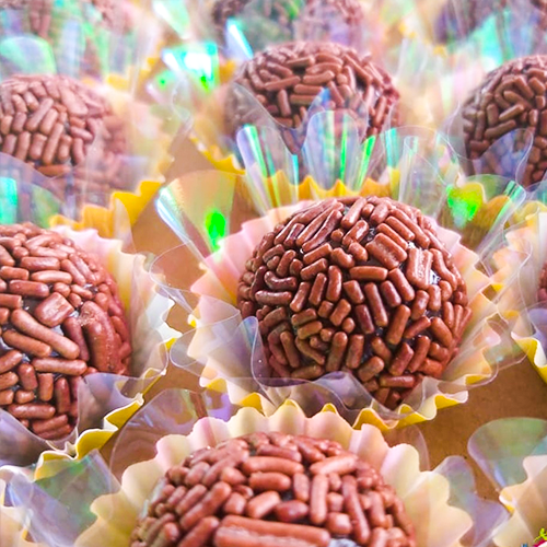 BRIGADEIROS GOURME DE CHOCOLATE
